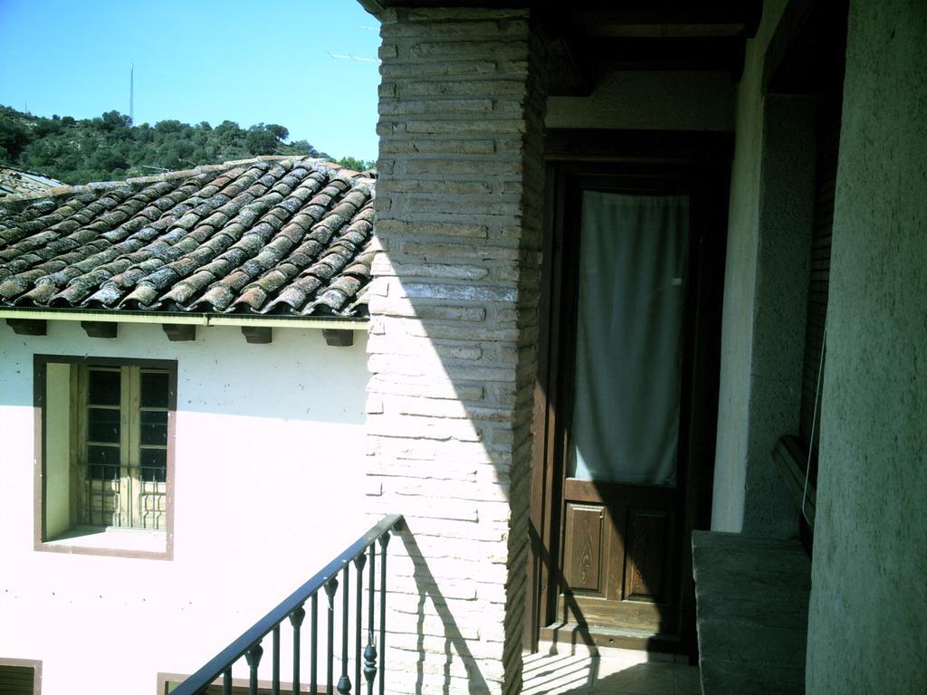 B&B Ra Tenaja Castillazuelo Habitación foto